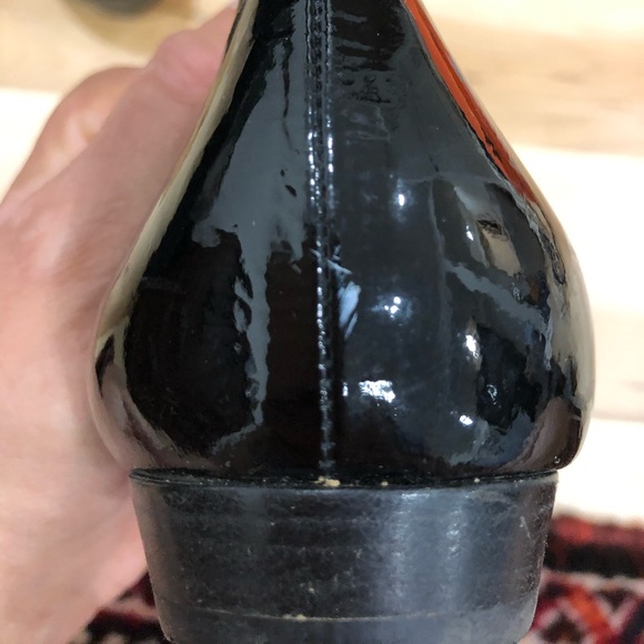 Stuart Weitzman black patent flats - Picture 2 of 6